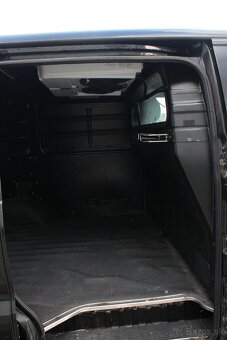 Hyundai H1 2.5 CRDI - 10