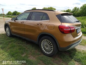 Mercedes GLA 200d - 10