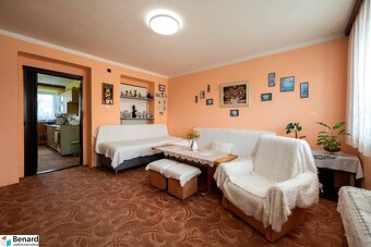 NA PREDAJ BYT v BYTOVOM DOME s vlas. POZEMKOM 325 m2, V. Šar - 10