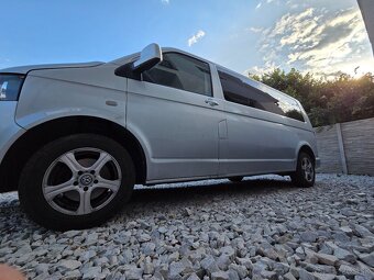 Volkswagen Caravelle - 10