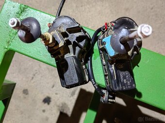 Mercedes W 124 / 250 D - 10