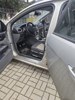 Ford Focus Combi 1.8 Tdci - 10