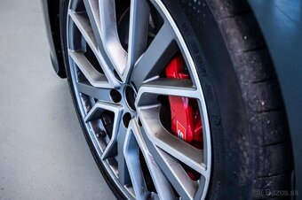 Audi S6 Avant - 10