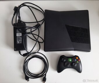 Xbox 360 slim - 10