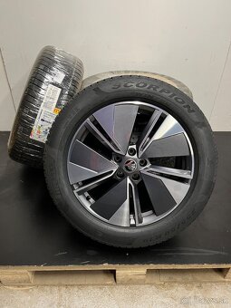 Enyaq/Elroq R19 Nová orig.zimní sada - 10