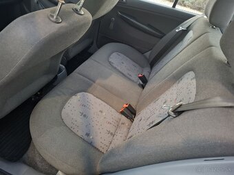 Predám Škoda Fabia classic 1.2 htp - 10