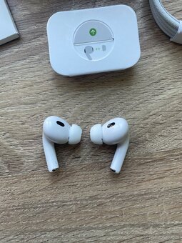 Apple Airpods Pro 2 - 10