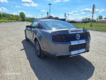 FORD MUSTANG 3.7 PREMIUM 2013 - 10