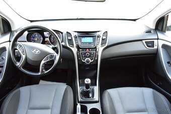 Hyundai i30 CW 1.6i CRDi 16V DOHC Comfort - pôvod SR - 10
