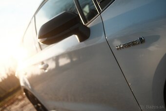 Toyota Corola Touring Sports 2.0 GR SPORT - 10