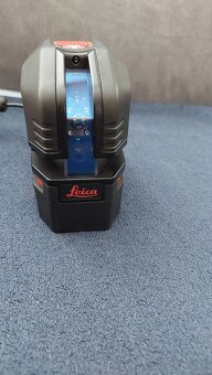 Krížový laser LEICA - 10