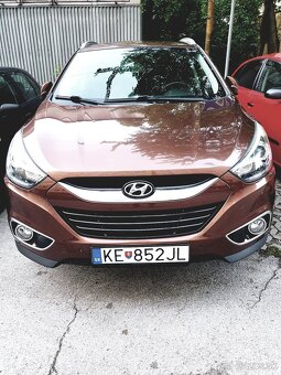 Hyundai ix35 SUV - 10