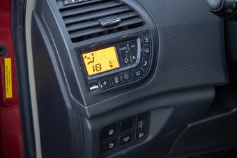 Citroen C4 Picasso - 10