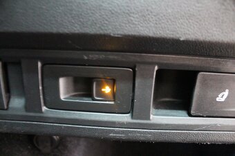 Škoda Octavia Combi 2.0 TDI RS DSG - 10