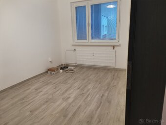 DLHODOBÝ PODNÁJOM - 10