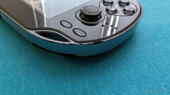 PS Vita 1100 crystal black - 10