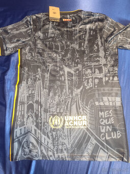 Dres Fc Barcelona Architektúra mesta Gaudí Nový s visačkami - 10