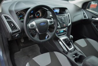 Ford Focus Array 1.60 SR voz - 10