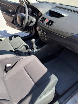 Renault Megane III - 10