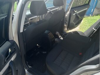 ŠKODA OCTAVIA 2 FL .COMBI 2.0TDI. 103KW. M6. RV2010 - 10