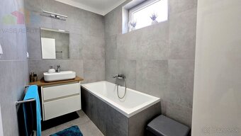 REZERVOVANÉ Moderná novostavba pri Piešťanoch – bývajte ko - 10