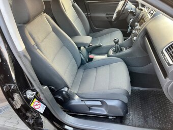 VW GOLF VI 2.0TDi 103kW VARIANT CR 2010 - 10