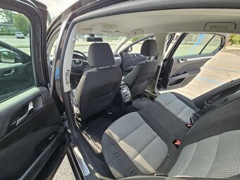 Superb 2.0 TDI CR 4x4 170k Elegance - 10