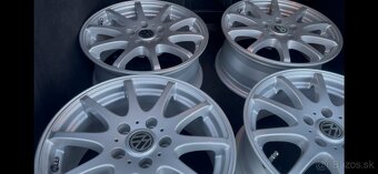 205/55 R16 Dezent Disky top stav pneu pirelli p7 VW Skoda - 10