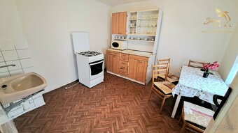 Rodinný dom vhodný na celoročné bývanie aj na rekreáciu - 10