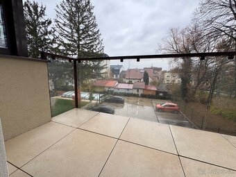 PONUKA výnimočného bývania v CENTRE MESTA - 10