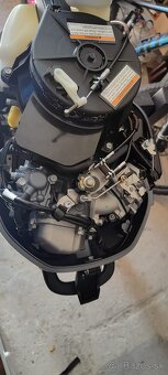 Predám čln Raptor 330+benzínový motor 5koni YAMAHA - 10