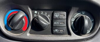 Nissan Almera 2.2 TD - 10