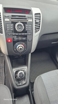 Kia Venga 1.6 CVVT EX - 10