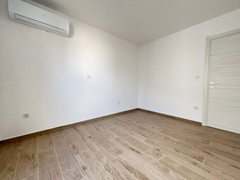 Chorvátsko-Trojizbový apartmán s výhľadom na more - 10