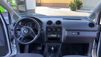 Volkswagen Caddy 1.6 TDI 75kW Automat • 2011 - 10