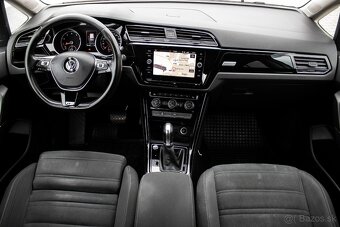 Volkswagen Touran 1.4 TSI R-line (2018) - 10