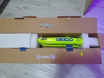 PROBOAT Miss Geico 17 - 10