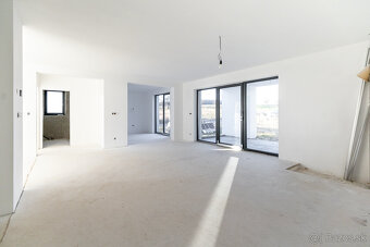 Na predaj 5 izb. rodinný dom - Vyšná Kamenica, Košice okolie - 10