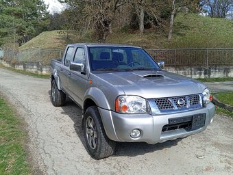 Nissan Navara 2,5 TDi 4x4 - 10
