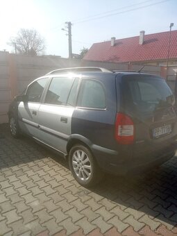Zafira - 10
