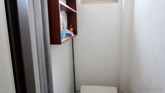 Starší rodinný dom s veľkým pozemkom na predaj Šoporňa, 3787 - 10