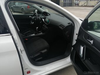 Peugeot 308 SW 1.2 e-THP - 10