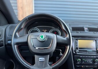 Octavia Combi 2.0TDI V-RS 125KW M6 - 10