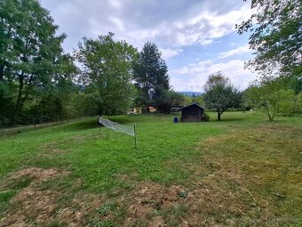 Bytový dom so záhradou - 10