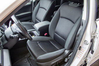 Subaru Outback 2.5i ES Comfort CVT 129 kW - 10