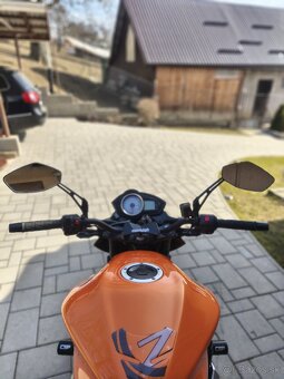 Kawasaki Z750 A2 - 10