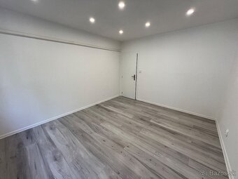 Na predaj 4 izbový byt, kompletná rekonštrukcia, Nové Zámky - 10