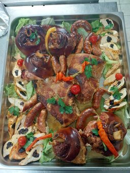 Catering ,Pečené prasiatko, prasa ,kolená, mysi - 10