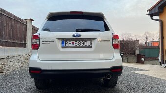 Subaru Forester 2.0 benzín - 10