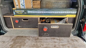 Toyota Land Cruiser 100 4.2 TD Luxor A/T - 10